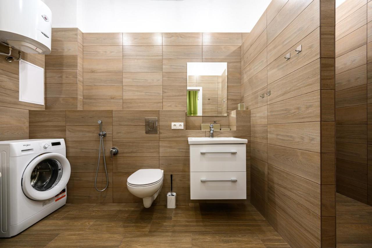 Gagarin Plaza 63 Apartment Odessa Luaran gambar
