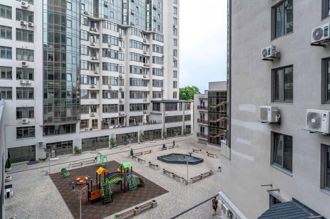 Gagarin Plaza 63 Apartment Odessa Luaran gambar